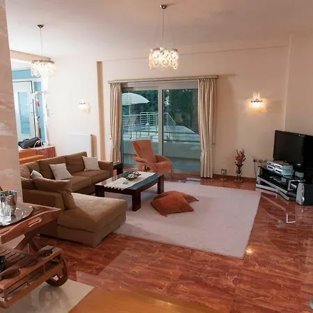 Aelia/luxurious With Pool Near The Beach