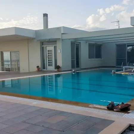 Βίλα Aelia/luxurious With Pool Near The Beach *